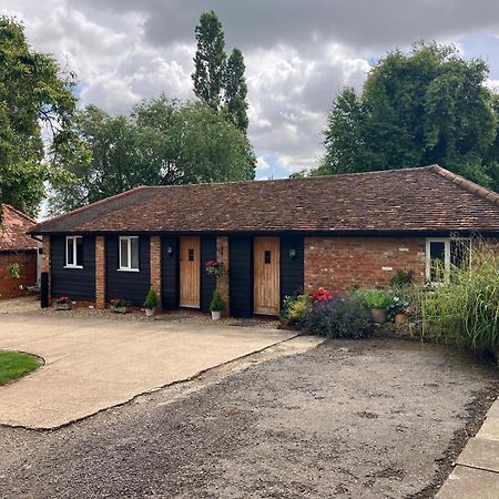 Upper Wood End Farm Holiday Cottages Marston Moreteyne Eksteriør billede